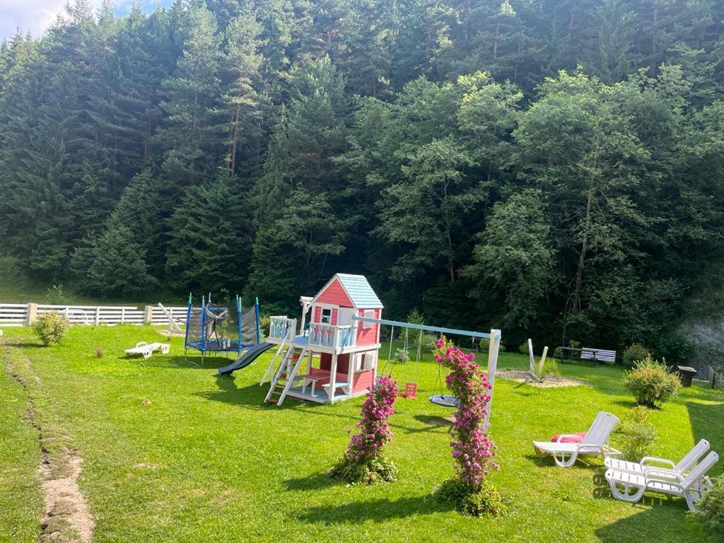 Anelisse Inn Moeciu De Sus Exterior photo
